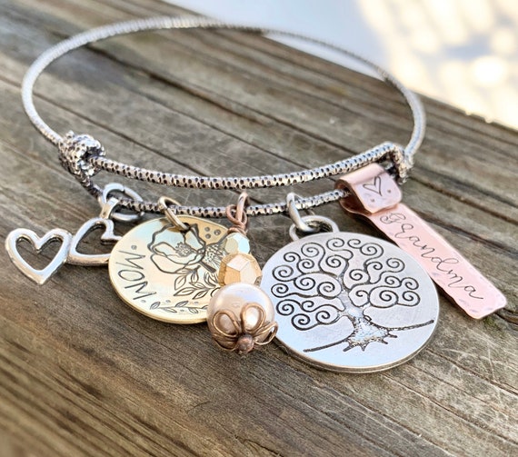 Personalized charm bracelet for grandma deals