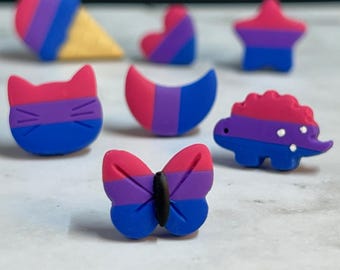 Pendientes del orgullo bisexual, pendientes de botón: dinosaurio, mariposa, helado, gato, luna, estrella, corazón. Pendientes bisexuales, joyería bisexual.