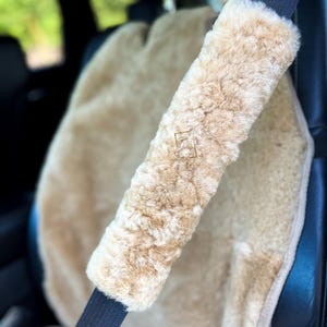 Copri cintura di sicurezza universale in pelle di pecora bianca – 100% vera lana, comoda ed elegante