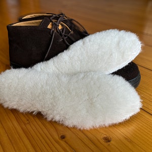 Genuine Sheepskin 100% Insoles, Sheep Wool, Lambswool inserts, Fleece Shoe Liners, Insulated sheepskin inserts, Soft sheepskin footbeds