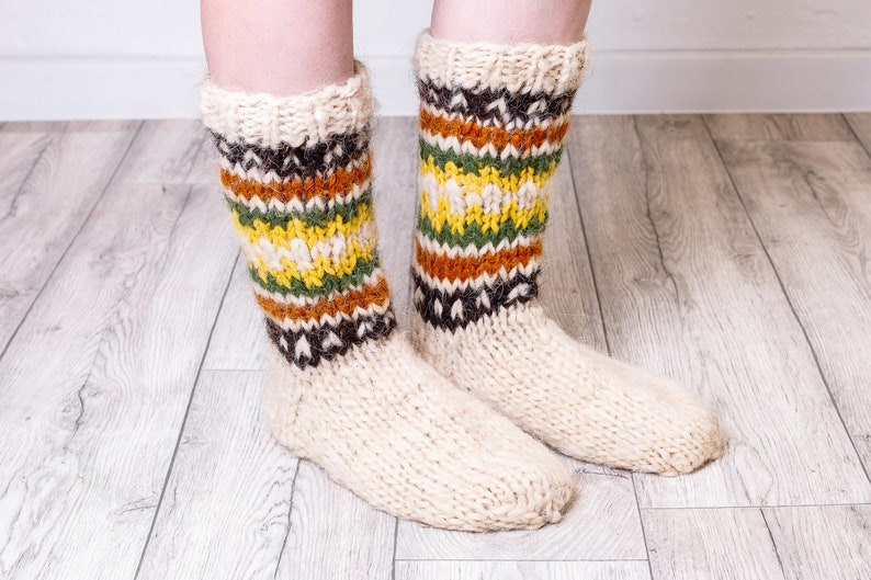 Hand-knitted Wool Socks, Warm socks, Handmade Woolen Socks, Knitted Socks, Natural wool artisan socks, Handcrafted Woolen White socks zdjęcie 1