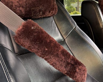 Sicherheitsgurtbezug aus Schaffell in der Farbe Braun, Universal Fit