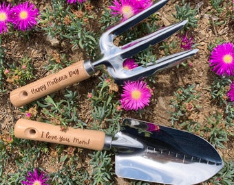 Personalized 4 Piece Engraved Gardening Tool Kit - Custom Garden Tools