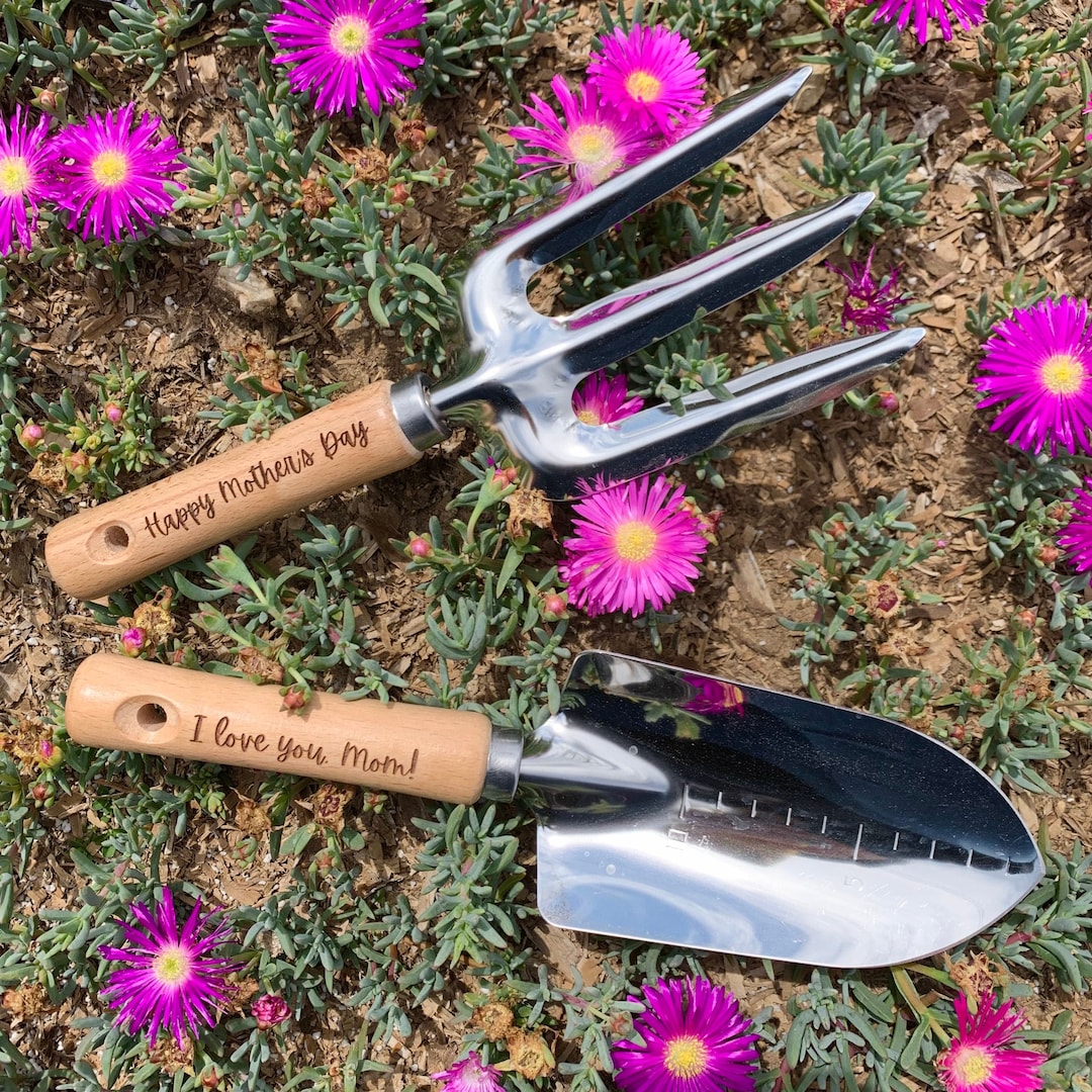 Personalized 4 Piece Engraved Gardening Tool Kit Custom Garden Tools Etsy