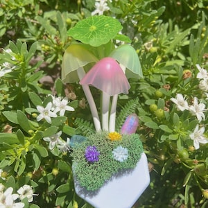 Mushroom fairy night light LED color changing fairycore cottagecore decor plug in nightlight
