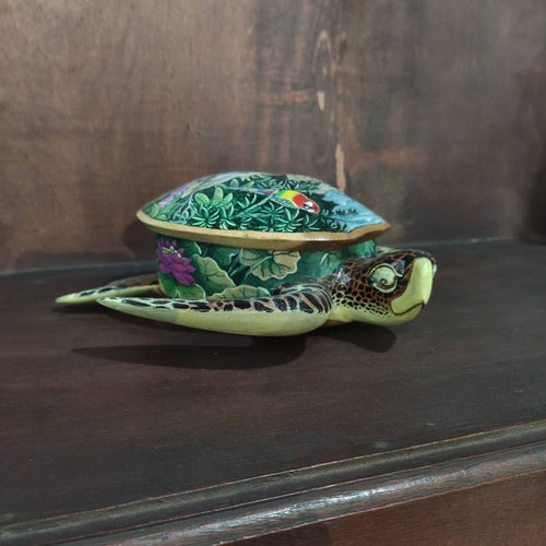 Shops Painted Wooden Turtle Medium size Statue - Handmade Bali Wood Carving and Painting Special US and European Union Sale