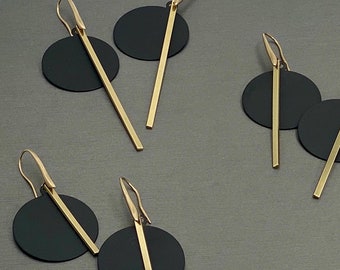 Chic Matte Black Disc Earrings – 3 Bar Length Options + Bonus Studs