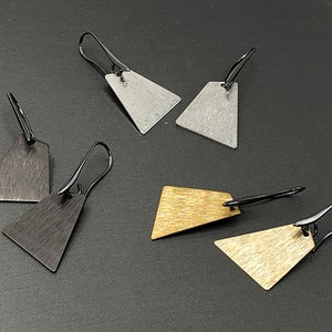 Minimalist Trapezoid Earrings with Paring Bonus Studs