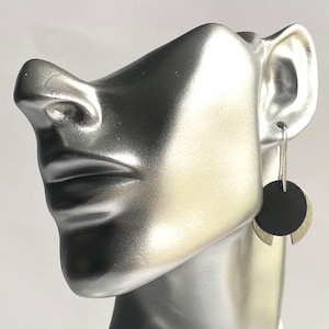 Stylish Black on Silver Circle Earrings
