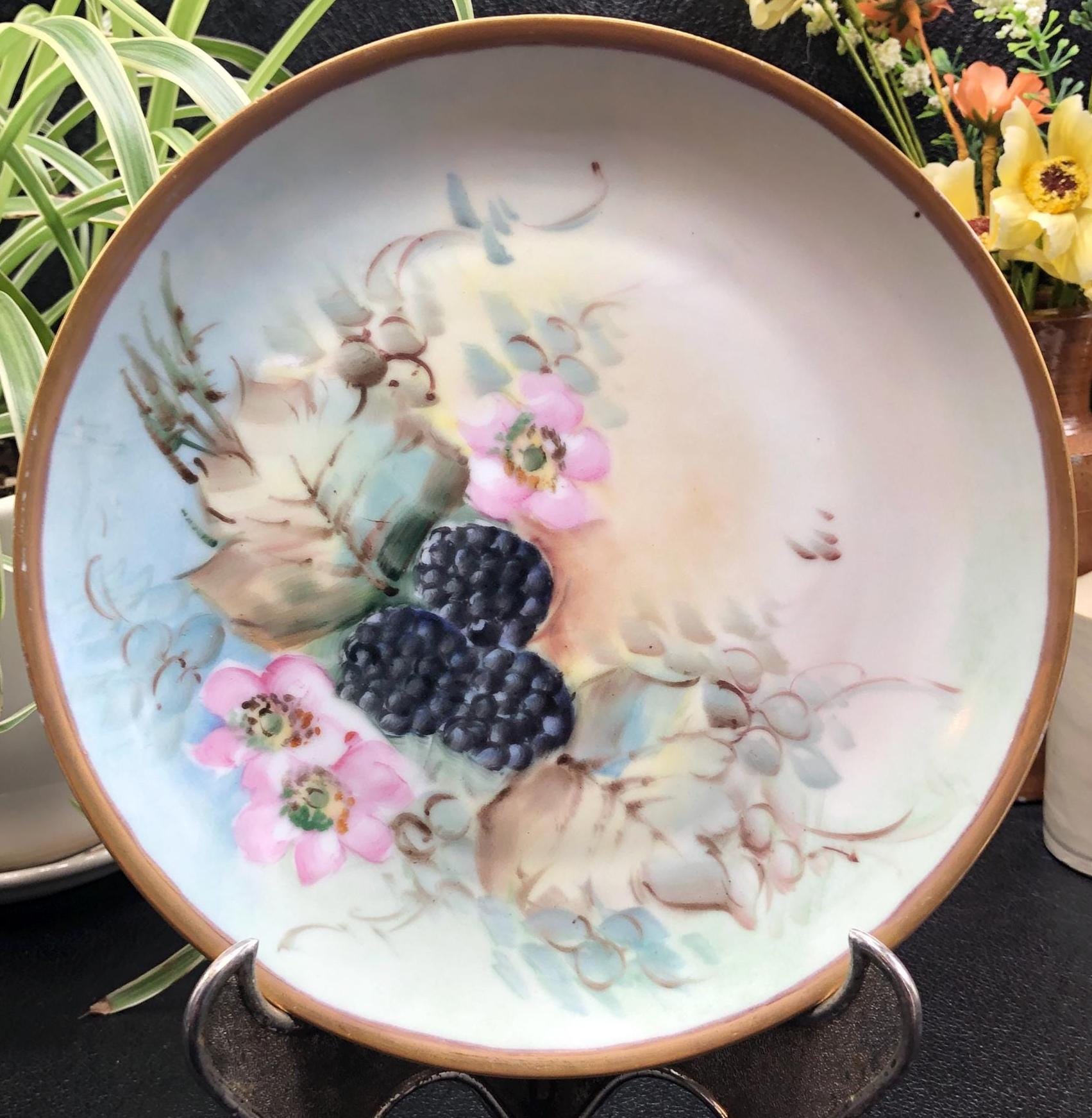 Hutschenreuther Selb Hand Painted Plate With Blackberries and
