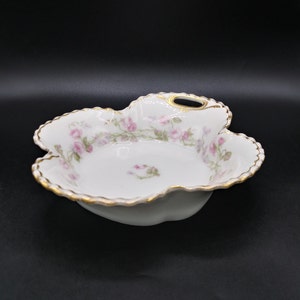 Haviland Limoges Pink Rose Serving Dish: Gold Trimmed Quatrefoil Bowl