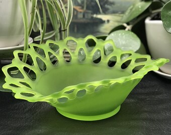 Large Westmoreland Vintage Open Lace "Doric" Lime Green Large Console Bowl, Lime Vintage Satin Glass Bowl, c. 1950's