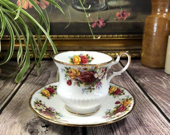Vintage Royal Minster Teacup and Saucer: English Bone China, Red Rose Design