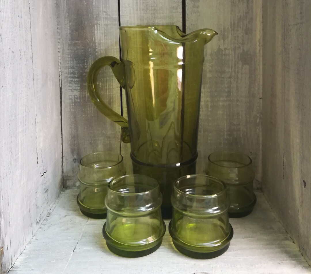 Large Vintage Green Blown Glass Cocktail Pitcher With 4 Matching