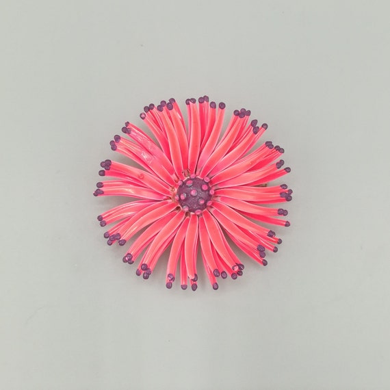 Vintage 70's Brooch "Flower Power" Bright Pink an… - image 2