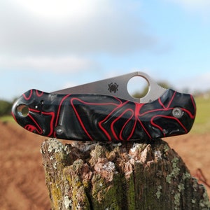 Almofadas de fluxo de lava Spyderco Paramilitary 3 Kirinite (sem faca)