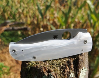 Scales for Spyderco Shaman KIRINITE pearl (NO knife)