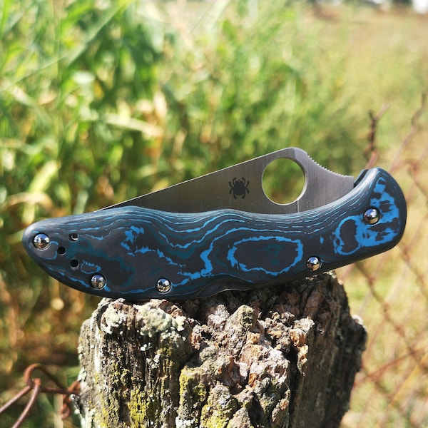 Scales for Spyderco Delica 4 fatcarbon blue