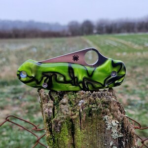 Spyderco Para 3 Kirinite Toxic Green Pads (sem faca)