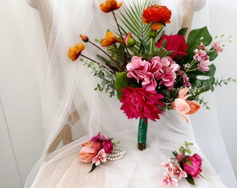 Pink and orange wedding, Wedding flowers with tropical colors, Bright color wedding flowers, Fuchsia wedding bouquet, Pink & orange bouquet