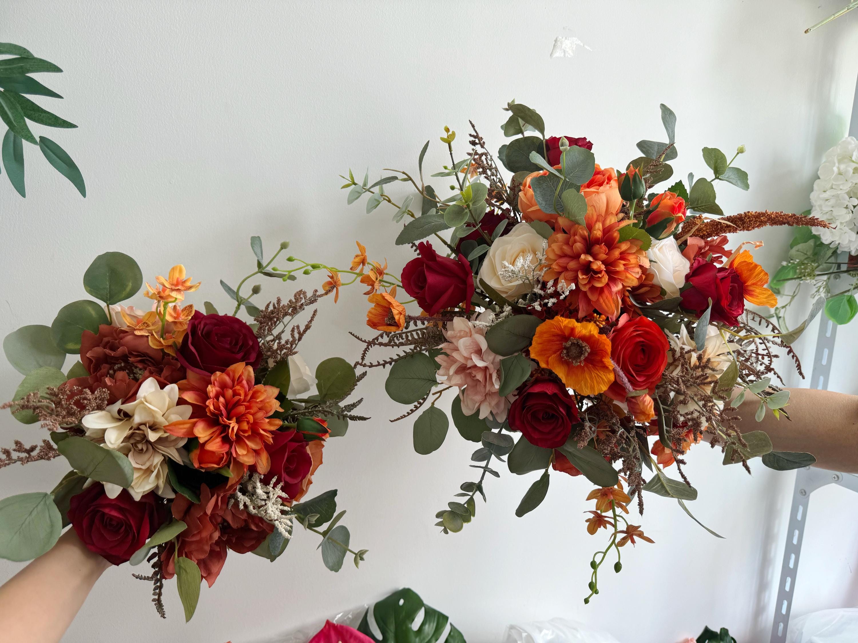 Orange und rote Hochzeitsblumen, leuchtend orange Hochzeitsblumen, Rosenstrauß Orange, Blumenstrauß Orange, Hochzeitsstrauß Orange