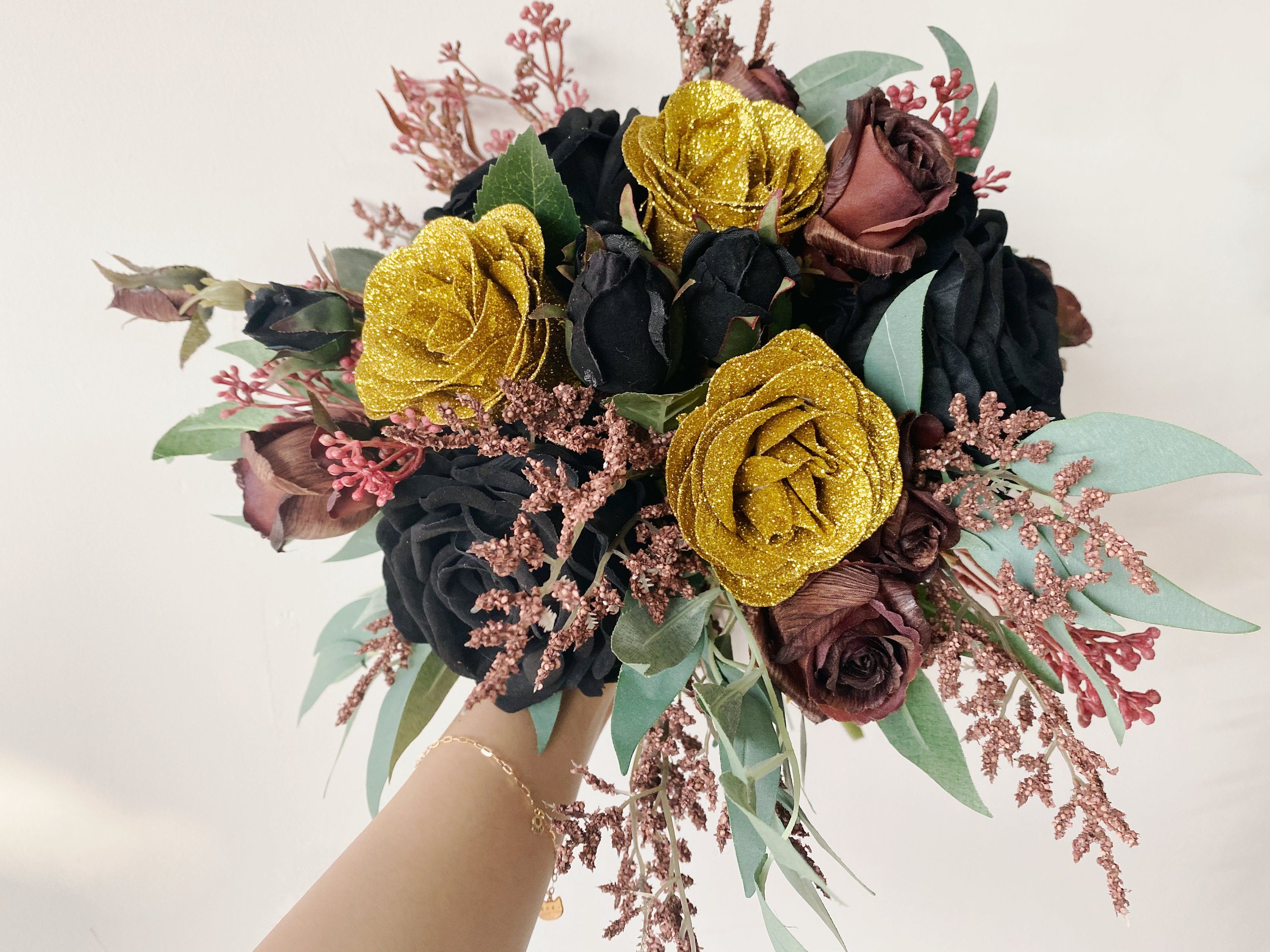 Gold & Black Wedding Bouquet Gold Black Wedding Flowers Gold - Etsy Sweden