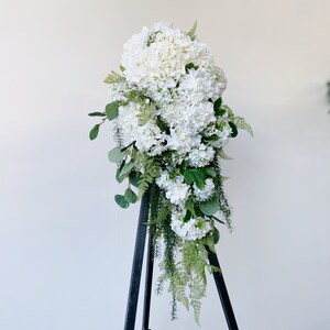 Romantic White hydrangea Wedding Cascading Bouquet, White Draping Bouquet, Wedding Cascade Bouquet, Hydrangea Silk Flower Bridal Bouquet image 9