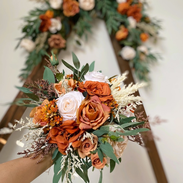 Burnt Orange & Ivory White Pampas Bouquet, Rust and Sage Green Wedding Bridal n Bridesmaid Bouquet, Fall Rustic Silk Flower Wedding Bouquet