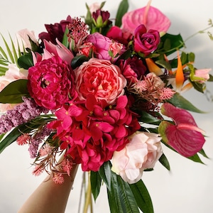 Fuschia & Hot Pink Tropical Wedding Flower, Bright Pink Bridal and Bridesmaid Bouquet, Exotic Deep Pink Flower Arrangement,Anthurium Bouquet