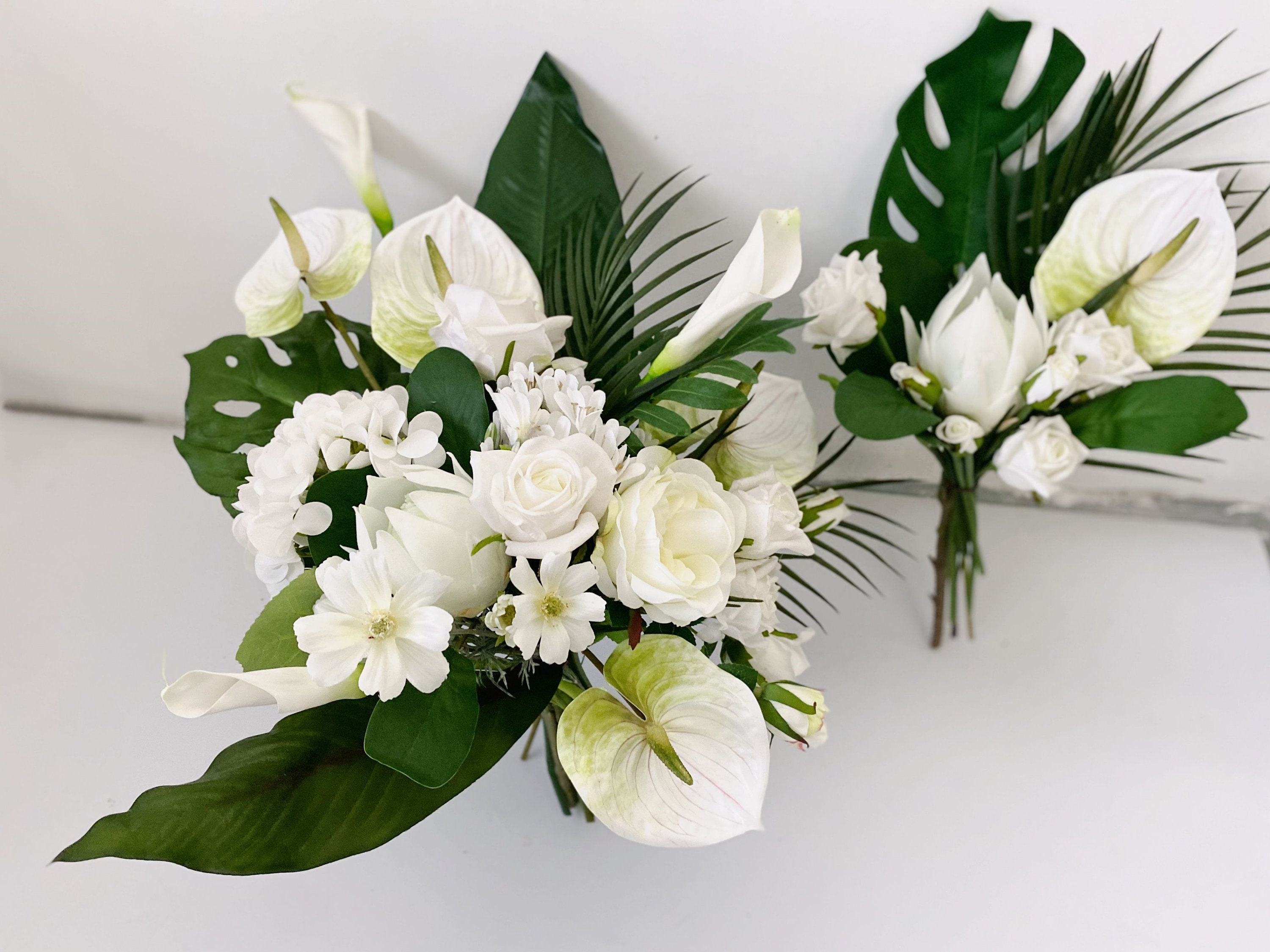 Beach Wedding Bouquet Inspiration - 17 Bouquets You'll Fall in Love With -  Punta Cana Photographer, image size:3000x2250