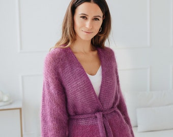 Cardigan en mohair Manteau en laine violet Cardigan de mariage Veste violette Pull en mohair pour femme Cardigan aviateur