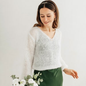 Mohair Sweater White Bridal Sweater White Jumper Wedding Cover Up White Sweater Knitted Bridal Wrap Chunky Sweater Wedding Wool Shrug