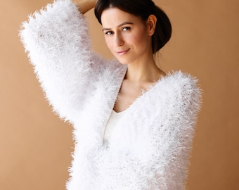 White Wedding Jacket Faux Fur Coat Wedding Cardigan White Bridal Coat Wedding Cover up White Cardigan Women Coat for Bride