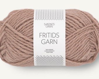 Wool Yarn FRITIDSGARN Sandnes Garn Pure Wool Norwegian Yarn 50 g / 70 m Aran Weight Yarn Worsted yarn