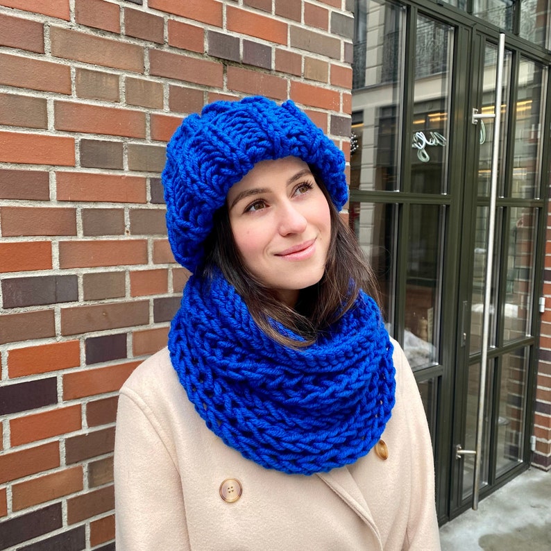 Bonnet d'hiver bleu femme chapeaux écharpe bleue femme accessoires d'hiver bonnet tricoté bleu écharpe en laine ensemble bonnet écharpe en laine image 1