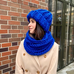 Bonnet d'hiver bleu femme chapeaux écharpe bleue femme accessoires d'hiver bonnet tricoté bleu écharpe en laine ensemble bonnet écharpe en laine image 6