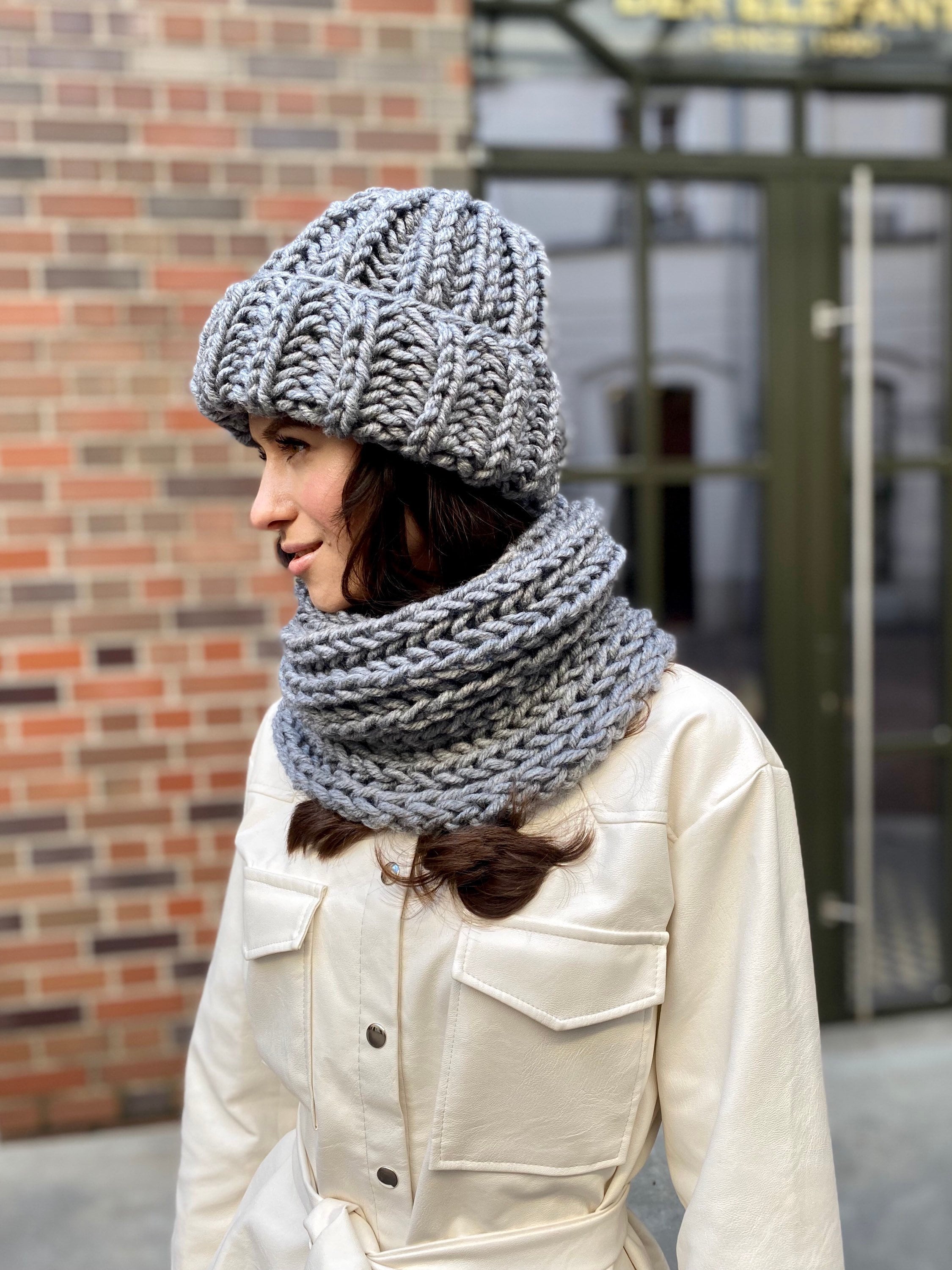 Acheter Bonnet d'hiver tricoté, écharpe et ensemble de chapeaux pour femmes  et filles, Bonnet coupe-vent doublé polaire, bonnet élastique