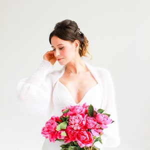 Boléro en mohair blanc Châle de mariée blanc Boléro en mohair blanc Cape de mariée blanche Veste de mariée Pull de mariée image 4