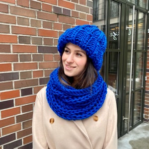 Bonnet d'hiver bleu femme chapeaux écharpe bleue femme accessoires d'hiver bonnet tricoté bleu écharpe en laine ensemble bonnet écharpe en laine image 5