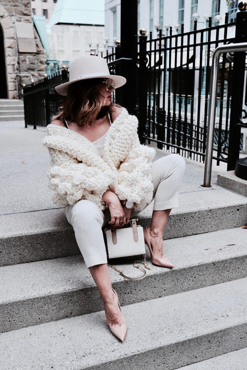 White kimono jacket Chunky knit cardigan Red military jacket White chunky sweater crochet sweater Gray kimono cardigan Bobble sweater