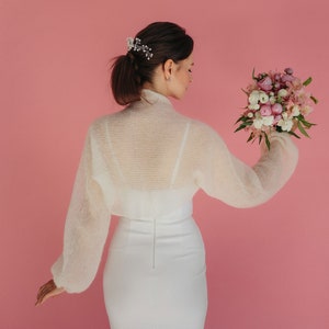 Boléro de mariage blanc, cardigan en mohair, veste de mariée, cape de mariée blanche, cache-cœur en mohair, veste de soie en mohair blanc, boléro en mohair blanc image 4