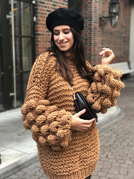 Cream colored deals oversized sweater