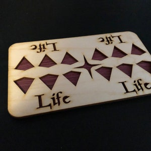 Magic Commander EDH 4-Player Life Counter/Tracker. Custom Wood Spindown D10 Dice Tray. MTG