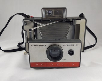 Vintage Polaroid Automatic 104 Camera