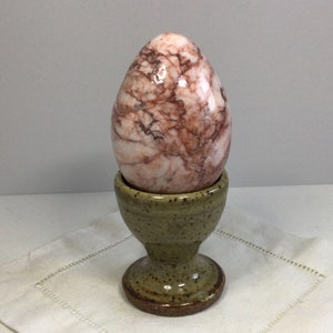 Choice of pink marble stone egg or Irish Jim Gallican stone egg cup. Great quality.  Excellent condition.