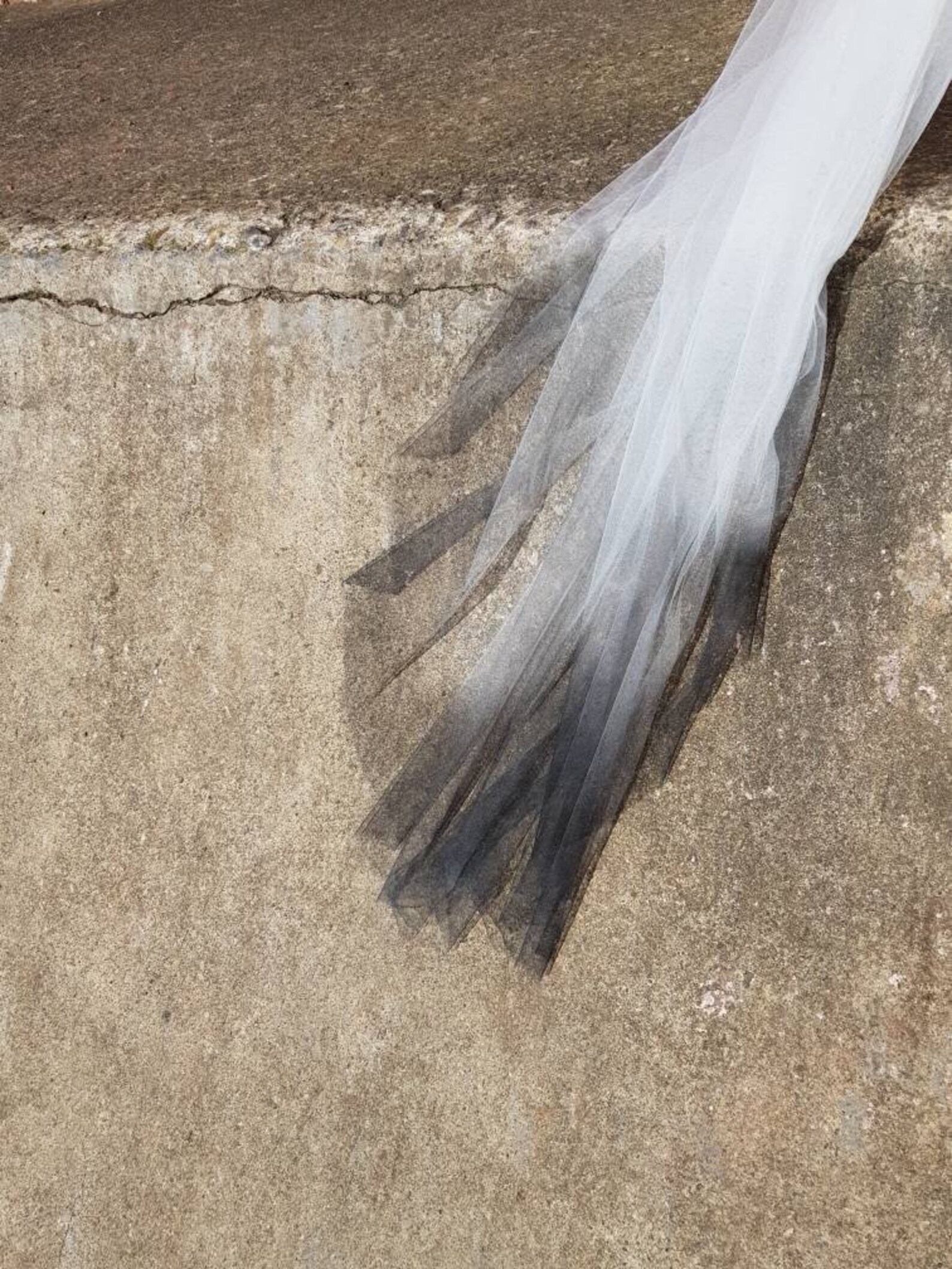 Black Veil Ombre Veil Alternative Veil Dip Dye Veil Gothic Etsy