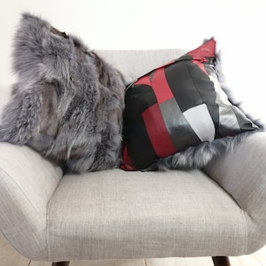 Set of 2 fox pillow cases with leather