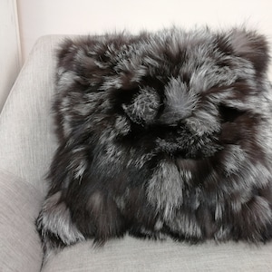 Arzante fox pillow case