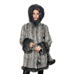 L / Gray hooded mink coat with belt