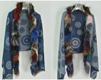 Viscose shawl with fox trim